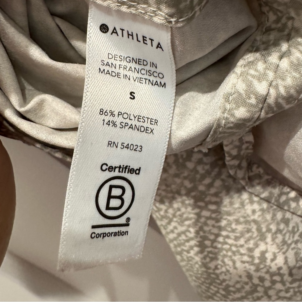 ATHLETA Zephyr Print Tank Size S - Picture 12 of 12